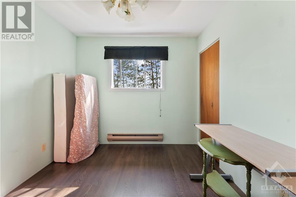 74 Clost Lane, Griffith, Ontario  K0J 2R0 - Photo 13 - 1348325