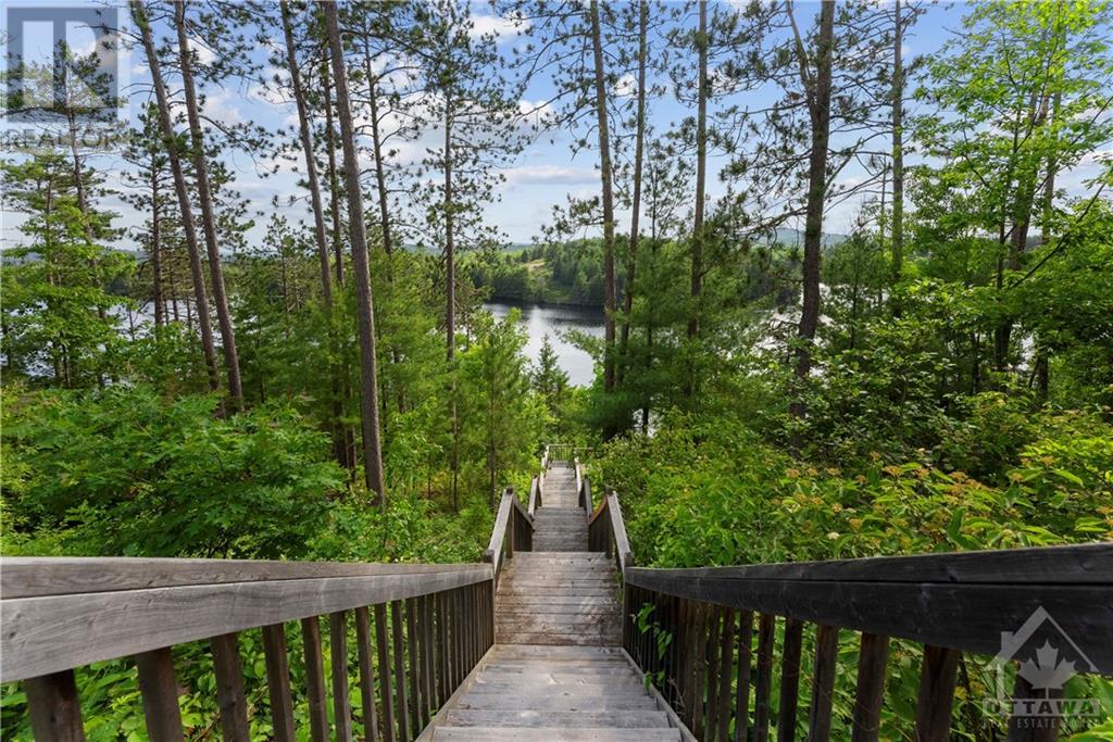 74 Clost Lane, Griffith, Ontario  K0J 2R0 - Photo 22 - 1348325