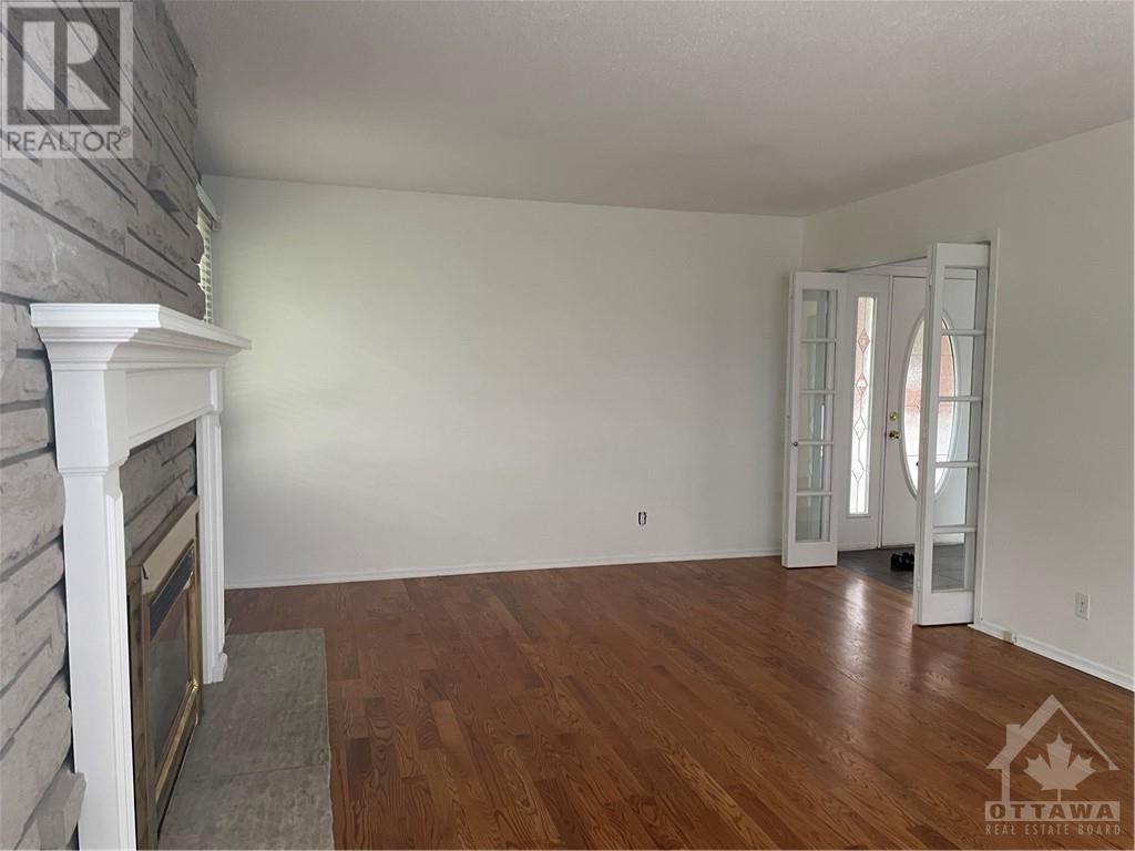 41 Clovelly Road, Ottawa, Ontario  K1J 7V5 - Photo 3 - 1348891