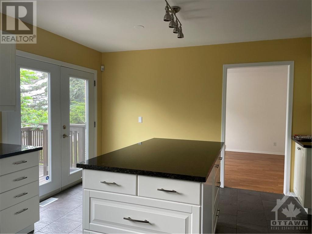 41 Clovelly Road, Ottawa, Ontario  K1J 7V5 - Photo 5 - 1348891