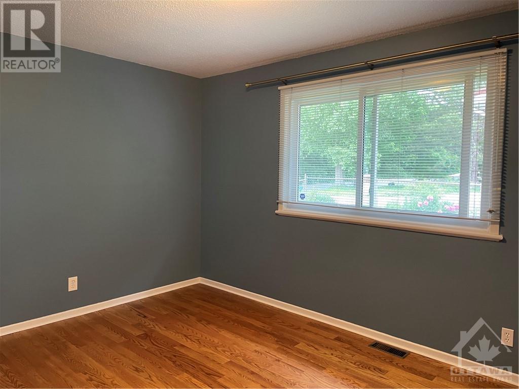 41 Clovelly Road, Ottawa, Ontario  K1J 7V5 - Photo 7 - 1348891