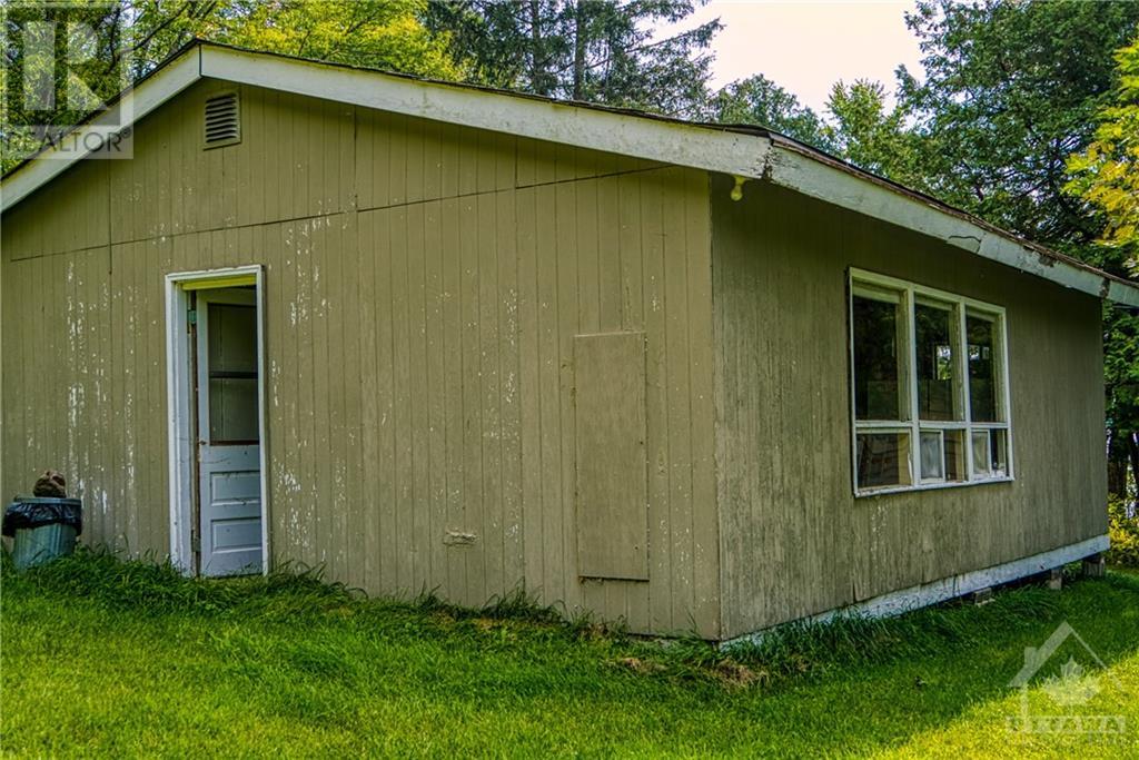 1 Main Street E, Westport, Ontario  K0G 1X0 - Photo 18 - 1348319