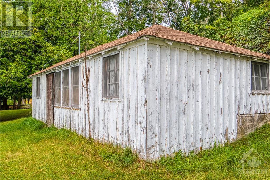 1 Main Street E, Westport, Ontario  K0G 1X0 - Photo 23 - 1348319