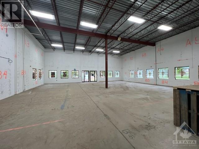 716 Industrial Avenue, Ottawa, Ontario  K1G 0Y9 - Photo 5 - 1349359