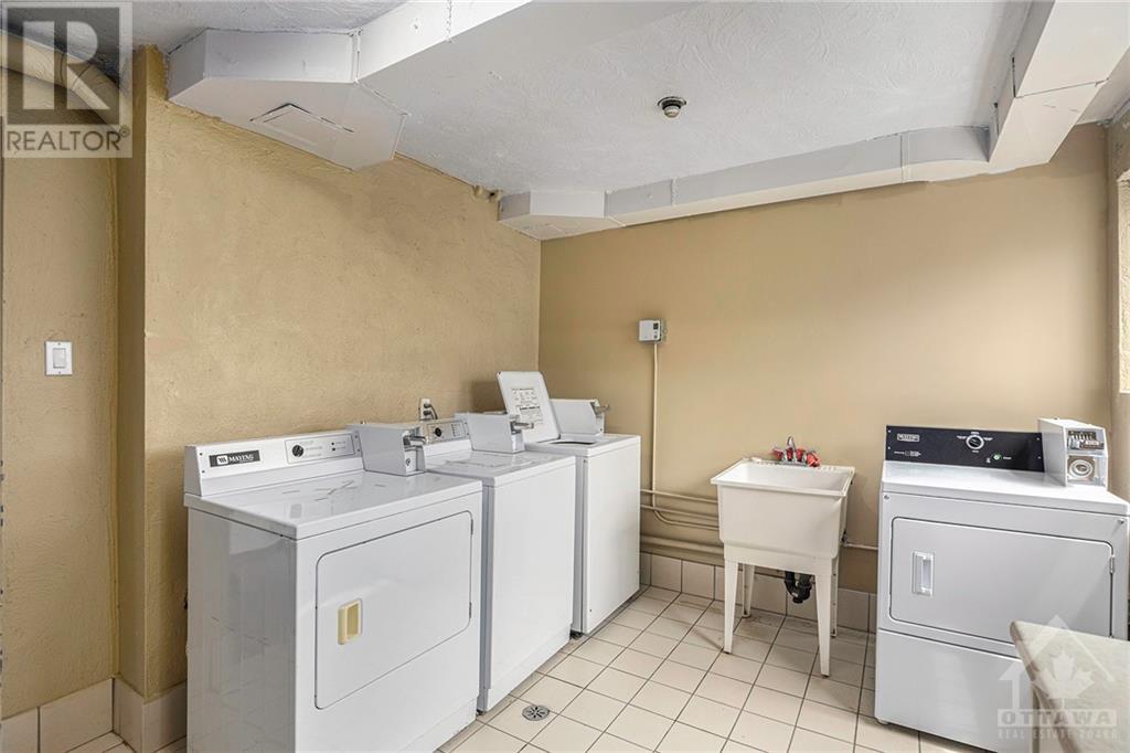 1160 Merivale Road, Ottawa, Ontario  K1Z 6B5 - Photo 11 - 1348668