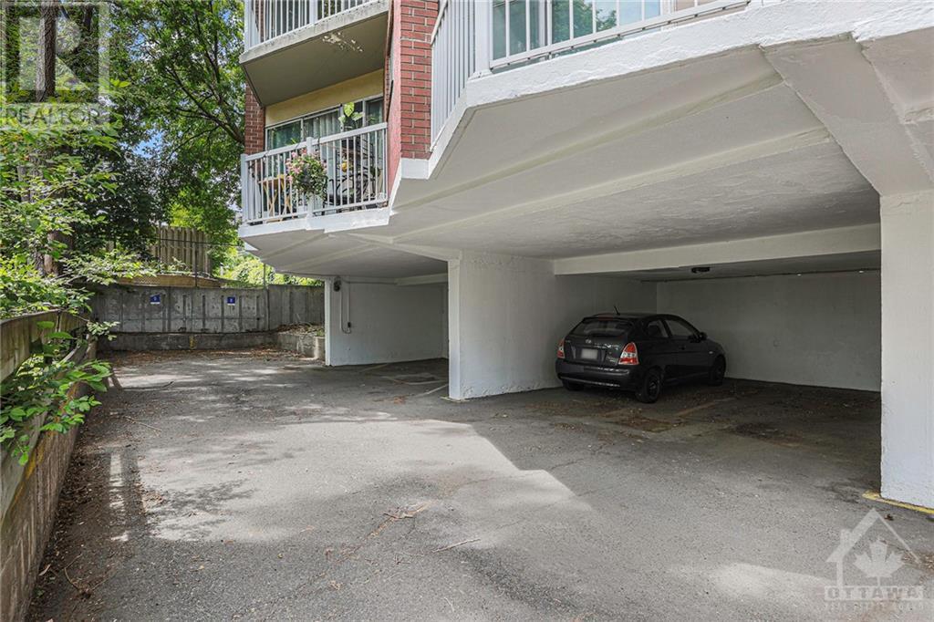 1160 Merivale Road, Ottawa, Ontario  K1Z 6B5 - Photo 13 - 1348668