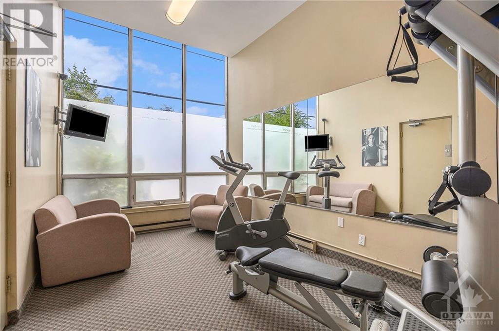 1160 Merivale Road, Ottawa, Ontario  K1Z 6B5 - Photo 7 - 1348668