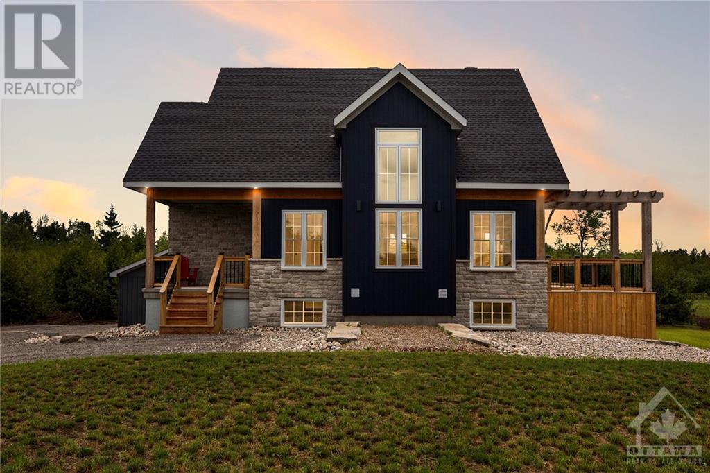 114 Charles Holden Avenue, Merrickville, Ontario  K0G 1N0 - Photo 2 - 1348773