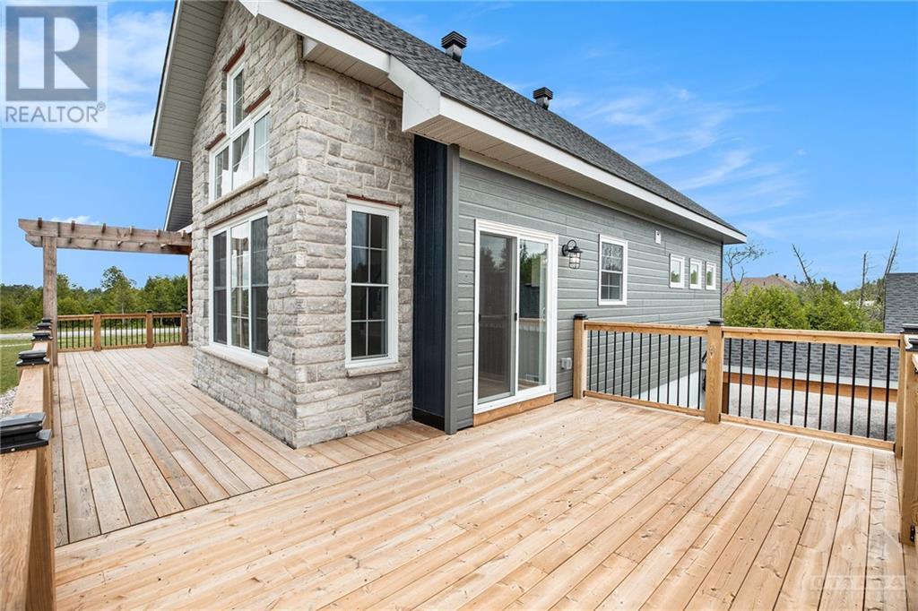 114 Charles Holden Avenue, Merrickville, Ontario  K0G 1N0 - Photo 9 - 1348773
