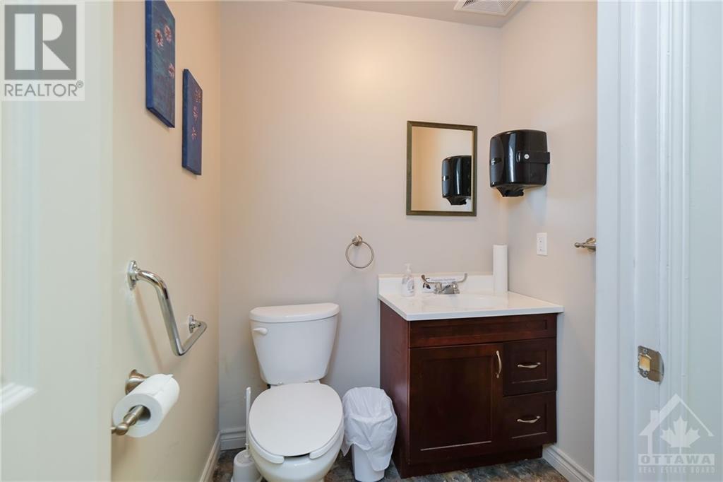 453 Ottawa Street Unit#4, Almonte, Ontario  K0A 1A0 - Photo 12 - 1349529