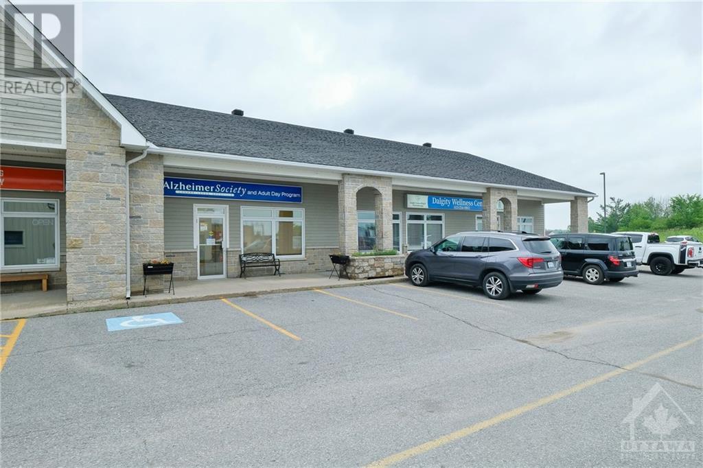 453 Ottawa Street Unit#4, Almonte, Ontario  K0A 1A0 - Photo 2 - 1349529