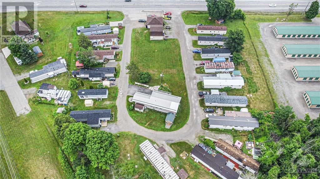 402 29 Highway, Smiths Falls, Ontario  K7A 4S5 - Photo 2 - 1349721