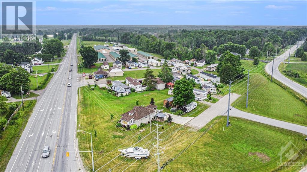 402 29 Highway, Smiths Falls, Ontario  K7A 4S5 - Photo 8 - 1349721