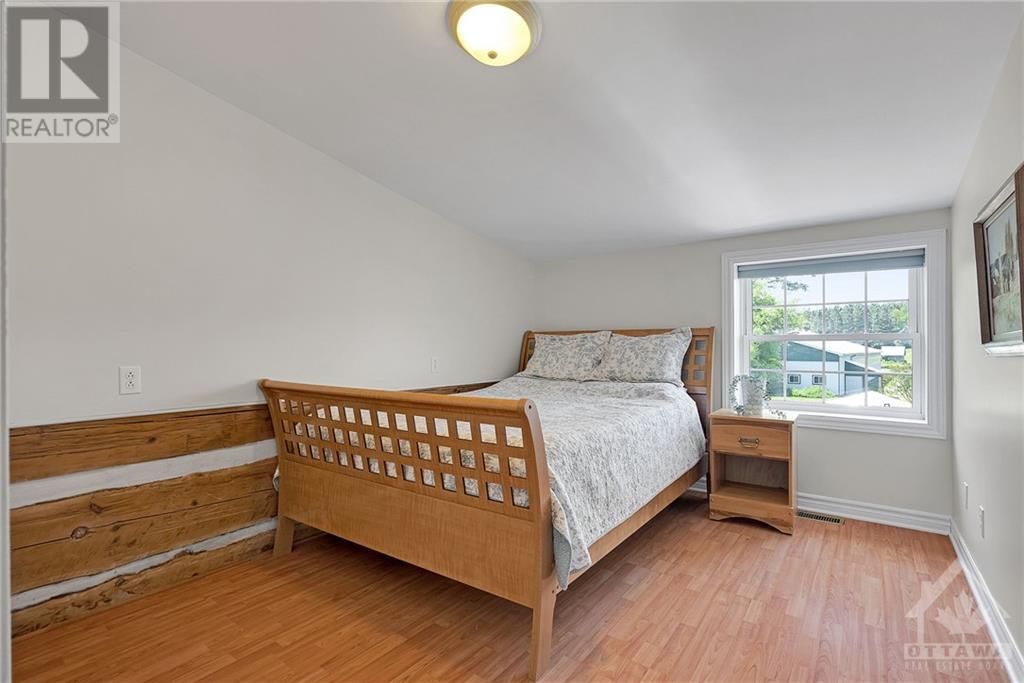 882 Rollin Road, Rockland, Ontario  K0A 3K0 - Photo 16 - 1349144