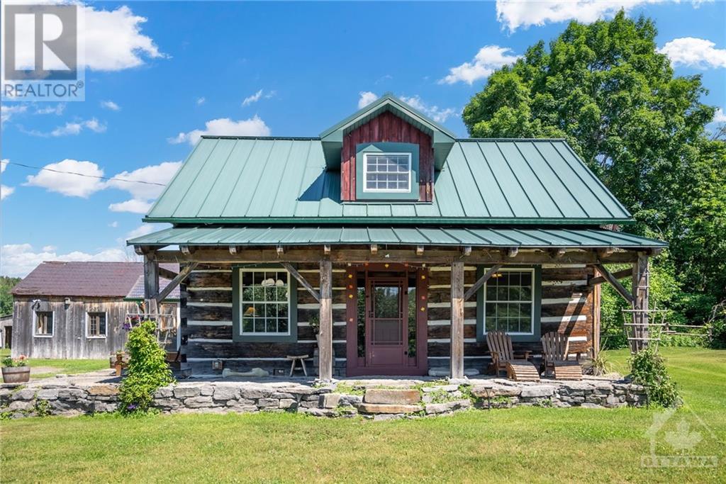 882 Rollin Road, Rockland, Ontario  K4K 1W7 - Photo 2 - 1349069