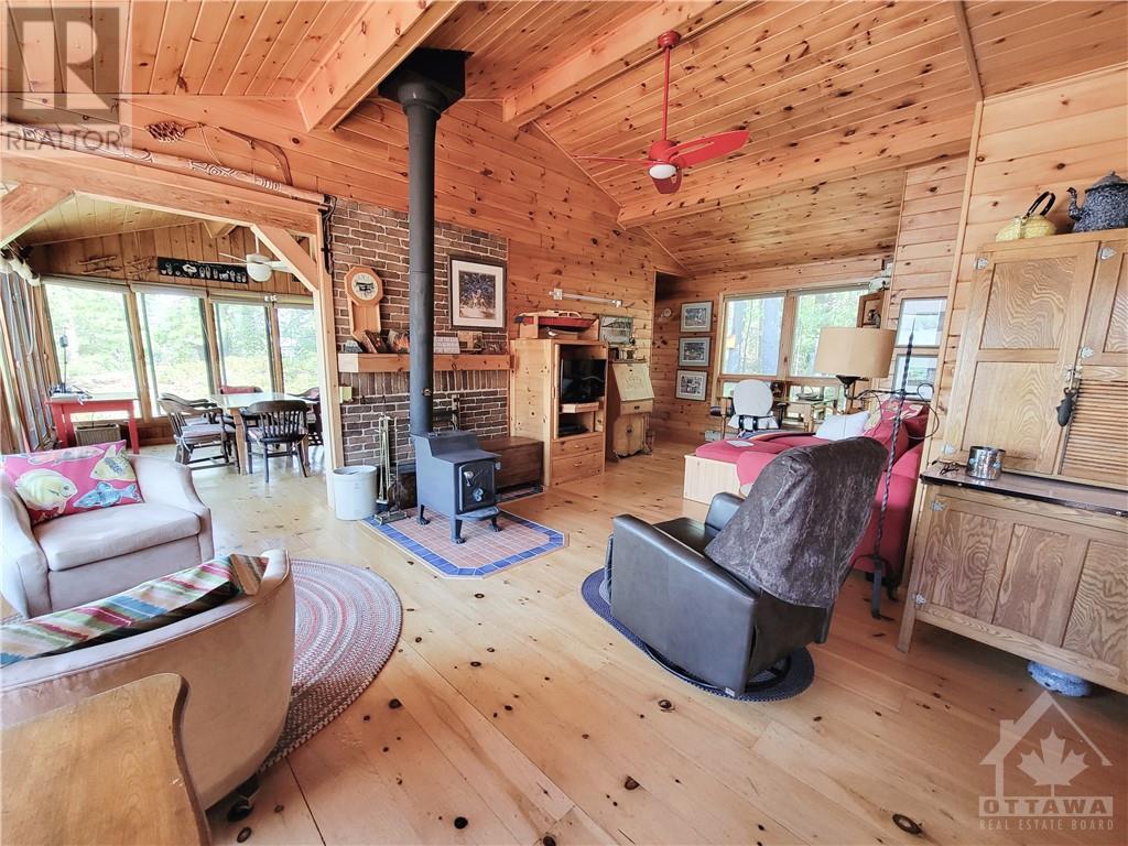890 Mazinaw Lake, Cloyne, Ontario  K0M 1K0 - Photo 13 - 1350107