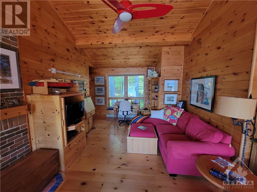 890 Mazinaw Lake, Cloyne, Ontario  K0M 1K0 - Photo 14 - 1350107