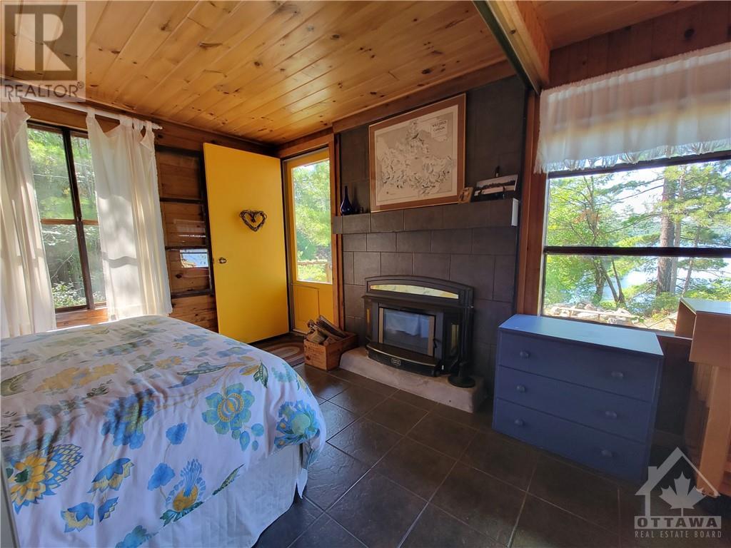 890 Mazinaw Lake, Cloyne, Ontario  K0M 1K0 - Photo 18 - 1350107