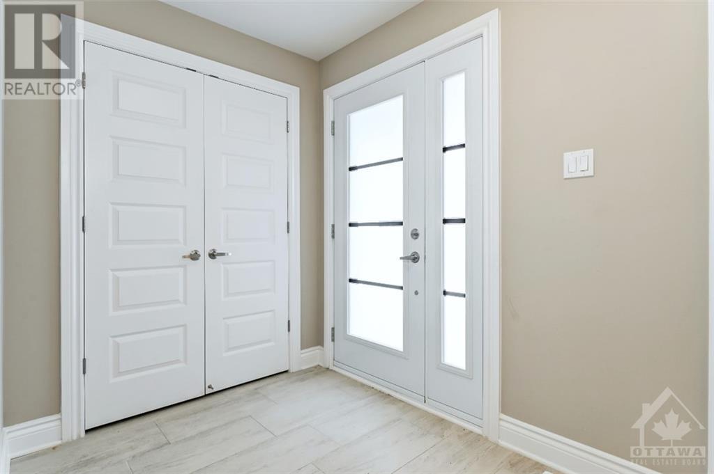 145 Darquise Street, Rockland, Ontario  K4K 0M2 - Photo 2 - 1350230
