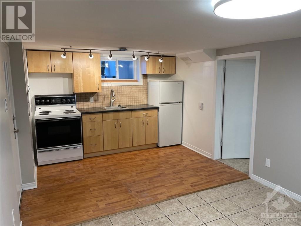 211 Ste Anne Street, Ottawa, Ontario  K1L 7C1 - Photo 3 - 1349397