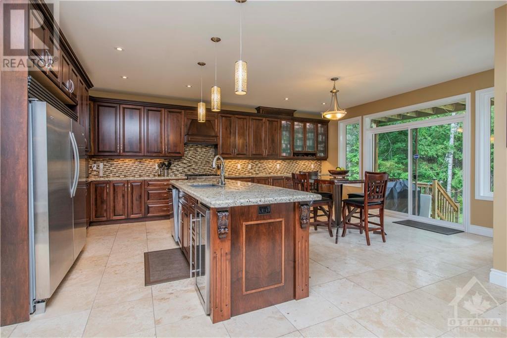 152 Wilbert Cox Drive, Carp, Ontario  K0A 1L0 - Photo 7 - 1349831