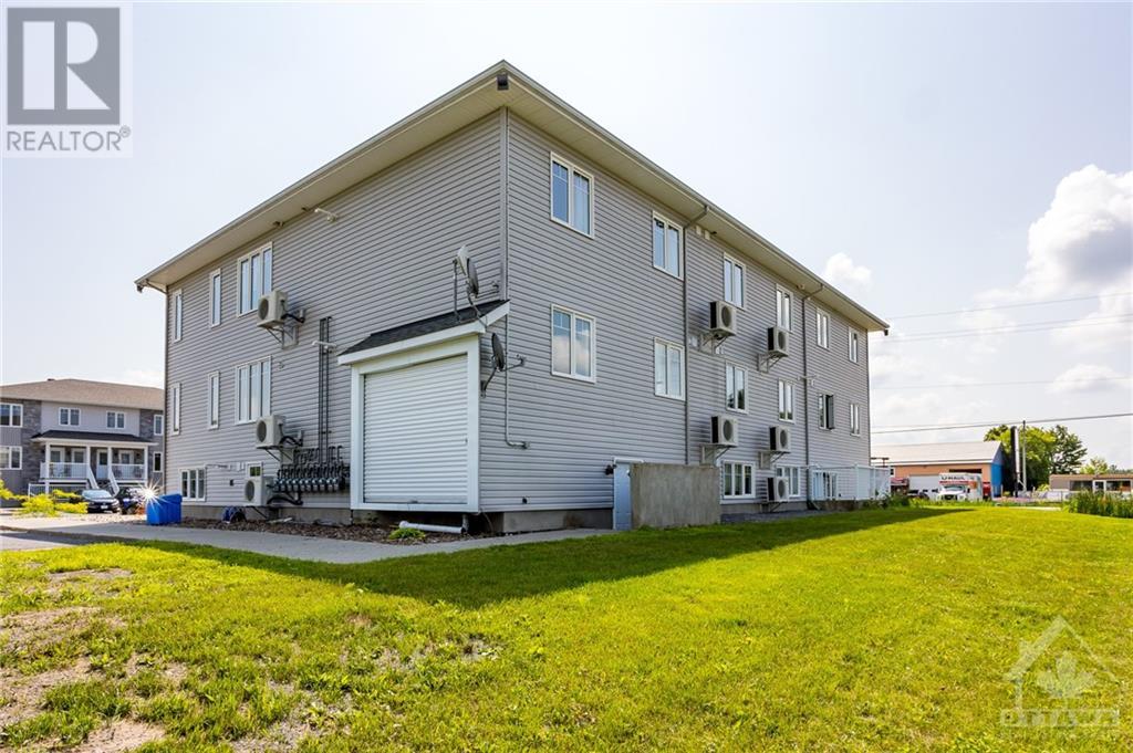 535-545 Russell Road, Clarence Creek, Ontario  K0A 2A0 - Photo 28 - 1349263