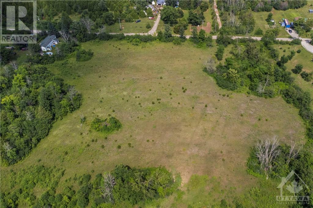 601 WEEDMARK ROAD UNIT#1, montague, Ontario