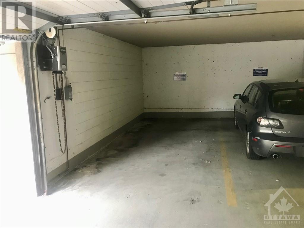 138 SOMERSET ST W STREET UNIT#13, ottawa, Ontario