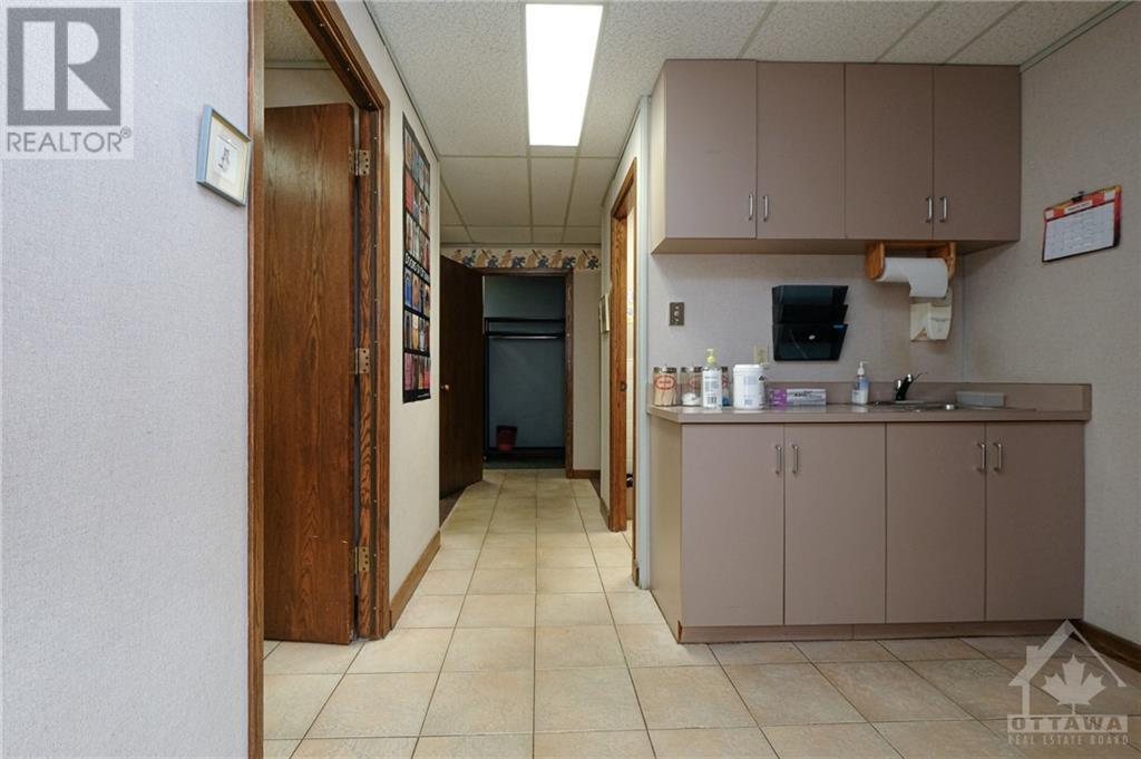1929 Russell Road Unit#204, Ottawa, Ontario  K1G 4G3 - Photo 12 - 1349390