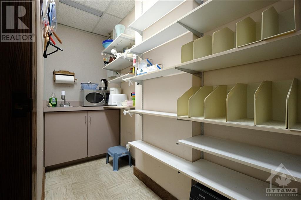 1929 Russell Road Unit#204, Ottawa, Ontario  K1G 4G3 - Photo 14 - 1349390