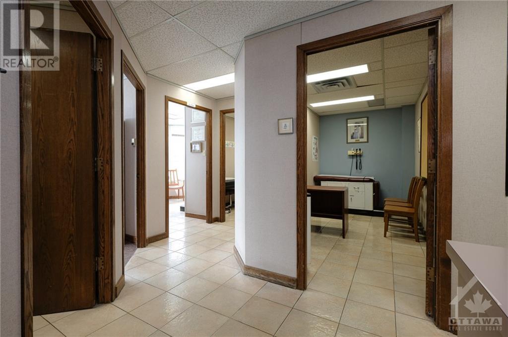 1929 Russell Road Unit#204, Ottawa, Ontario  K1G 4G3 - Photo 18 - 1349390