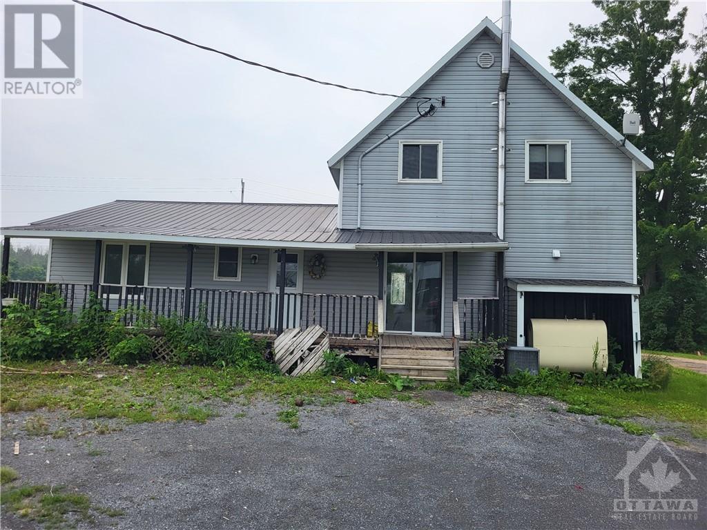 18561 County 43 Road, Apple Hill, Ontario  K0C 1B0 - Photo 5 - 1349866