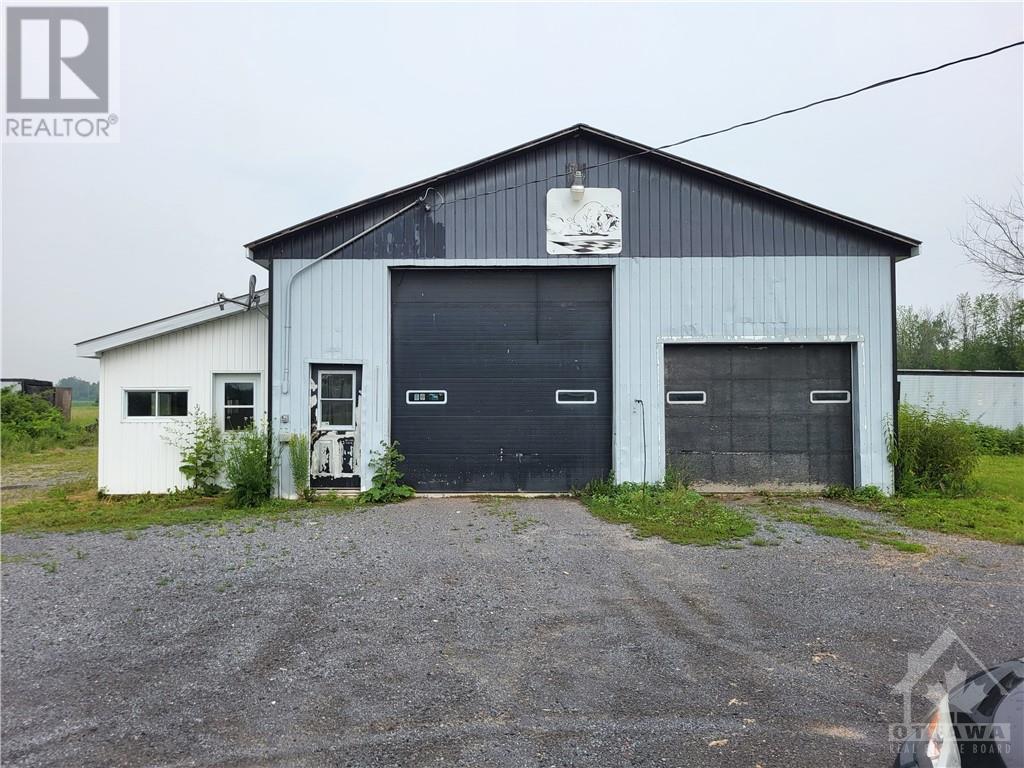 18561 County 43 Road, Apple Hill, Ontario  K0C 1B0 - Photo 7 - 1349866