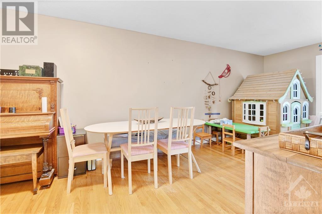 90 Hilliard Avenue, Ottawa, Ontario  K2E 6C2 - Photo 6 - 1351353