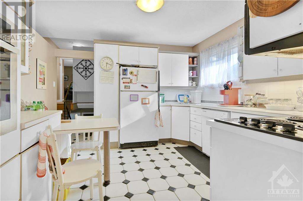90 Hilliard Avenue, Ottawa, Ontario  K2E 6C2 - Photo 7 - 1351353
