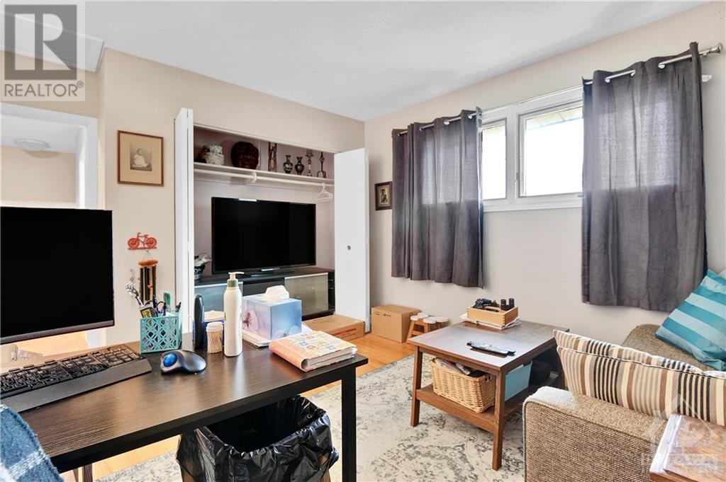 90 Hilliard Avenue, Ottawa, Ontario  K2E 6C2 - Photo 9 - 1351353