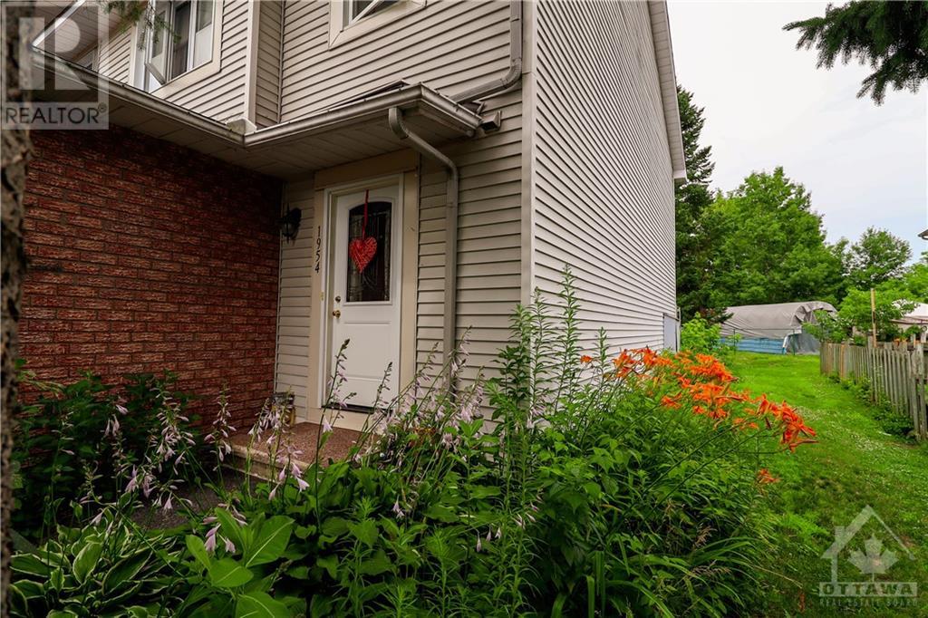 1954 Riviera Terrace, Rockland, Ontario  K4K 1J4 - Photo 5 - 1351381