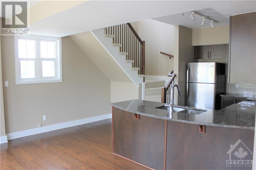 150 Corinth Private, Ottawa, Ontario  K2E 0A8 - Photo 4 - 1351360