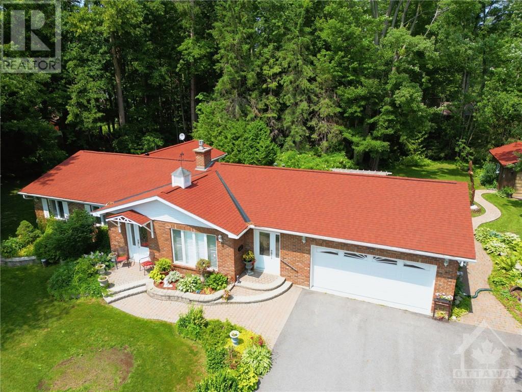 3555 BIRCHTREE CRESCENT, ottawa, Ontario