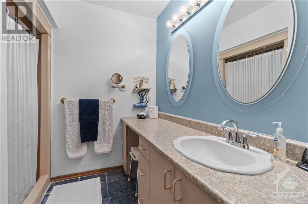 3555 Birchtree Crescent, Ottawa, Ontario  K4B 1N6 - Photo 13 - 1351197