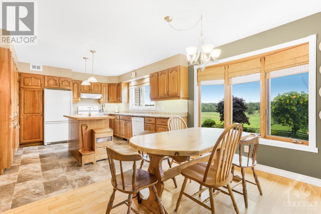 580 Pleasant Corner Road E, Vankleek Hill, Ontario  K0B 1R0 - Photo 18 - 1351444