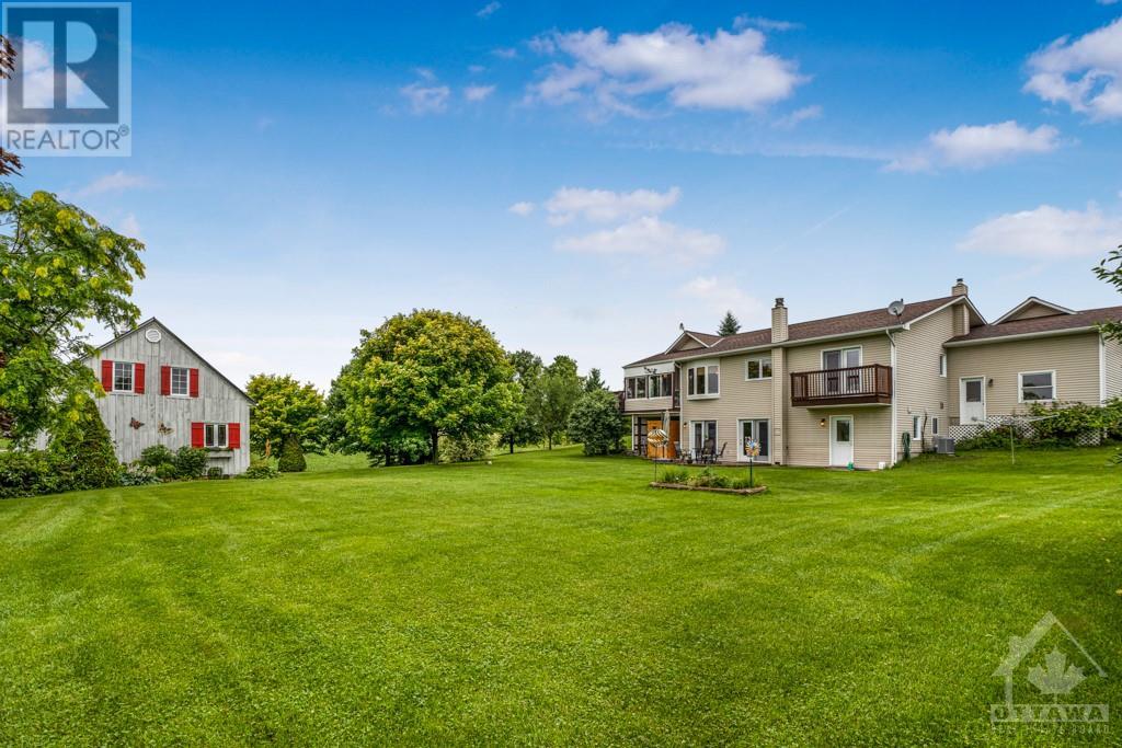 580 Pleasant Corner Road E, Vankleek Hill, Ontario  K0B 1R0 - Photo 2 - 1351444