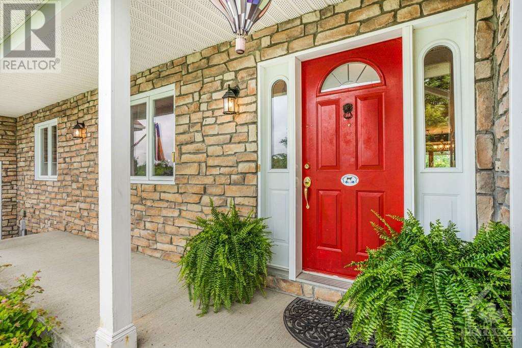580 Pleasant Corner Road E, Vankleek Hill, Ontario  K0B 1R0 - Photo 8 - 1351444