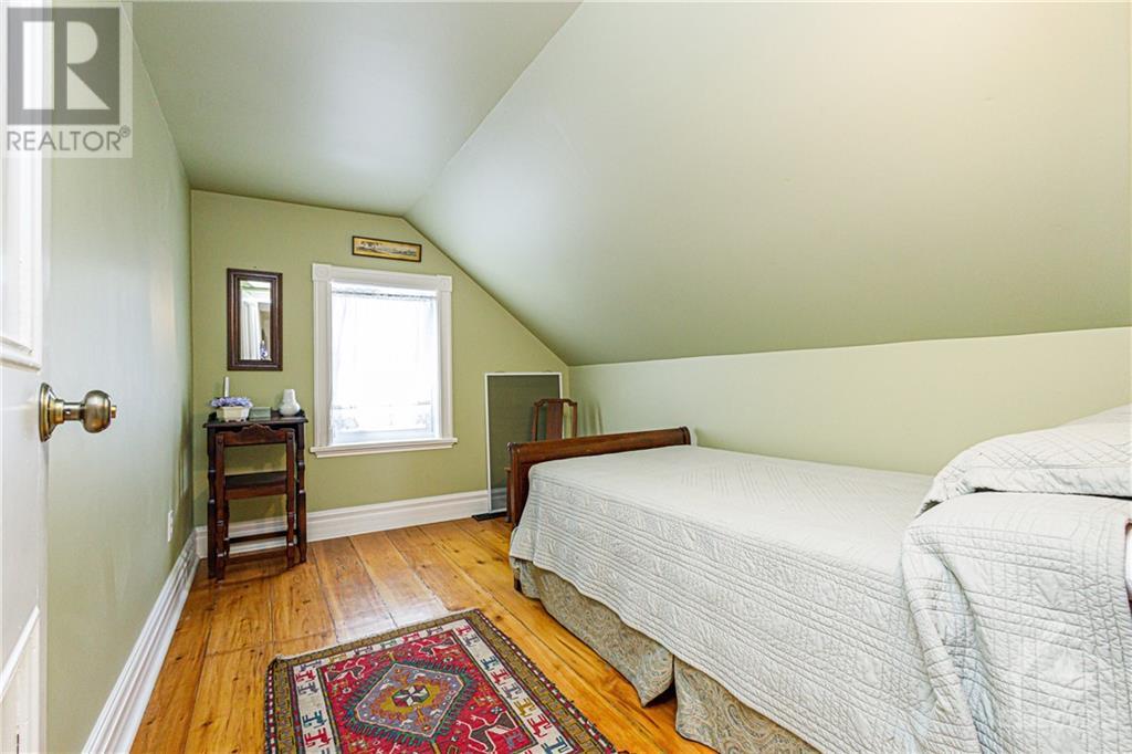 17 Main Street E, Westport, Ontario  K0G 1X0 - Photo 20 - 1351633