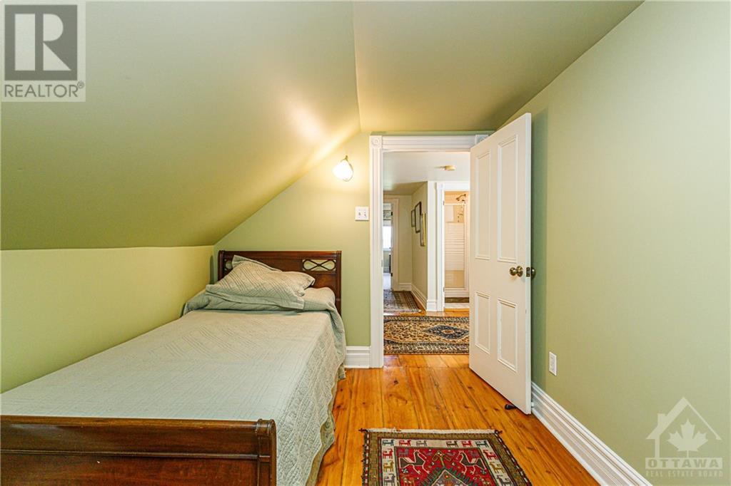 17 Main Street E, Westport, Ontario  K0G 1X0 - Photo 21 - 1351633
