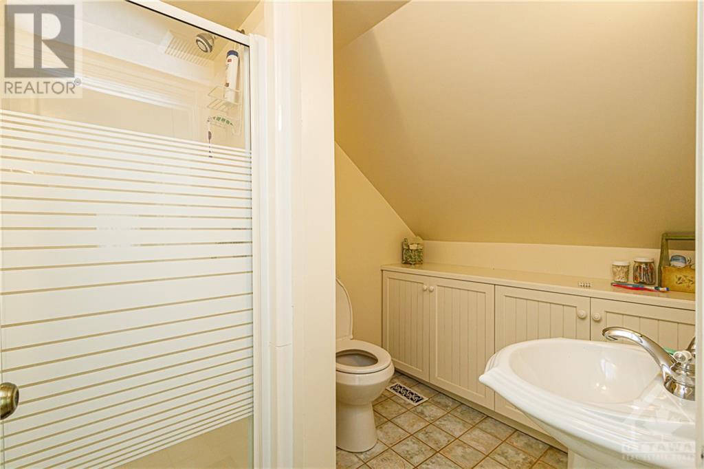 17 Main Street E, Westport, Ontario  K0G 1X0 - Photo 24 - 1351633