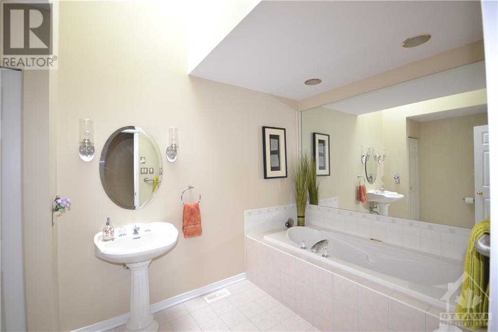 3410 Descotes Circle, Rockland, Ontario  K4K 1A9 - Photo 18 - 1351688