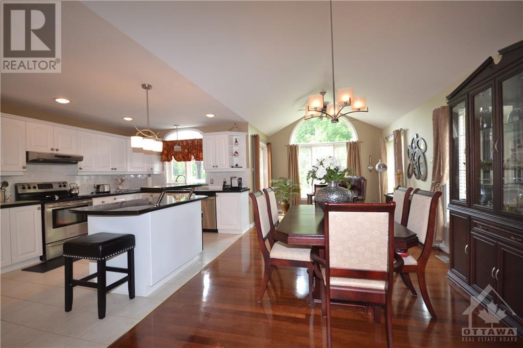 3410 Descotes Circle, Rockland, Ontario  K4K 1A9 - Photo 9 - 1351688