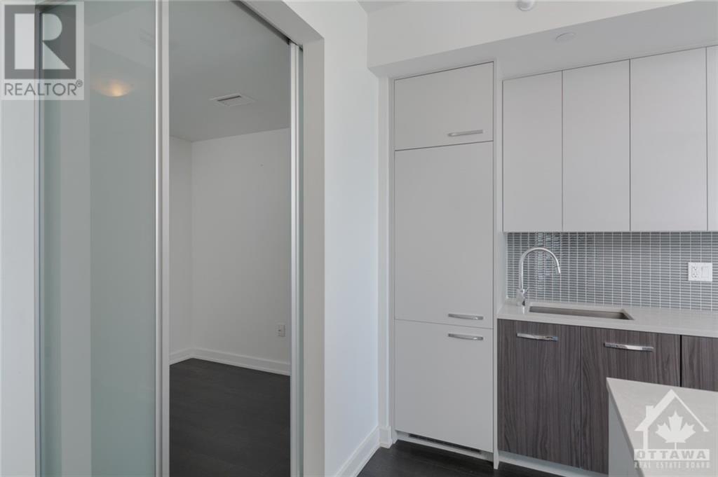 111 Champagne Avenue Unit#1803, Ottawa, Ontario  K1S 4P4 - Photo 8 - 1352238