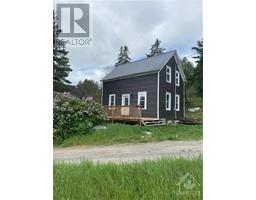 121 IRON CITY ROAD, lanark, Ontario
